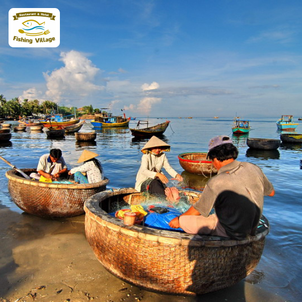 Trải nghiệm đi chợ c&aacute; s&aacute;ng sớm tại L&agrave;ng Ch&agrave;i Mũi N&eacute;